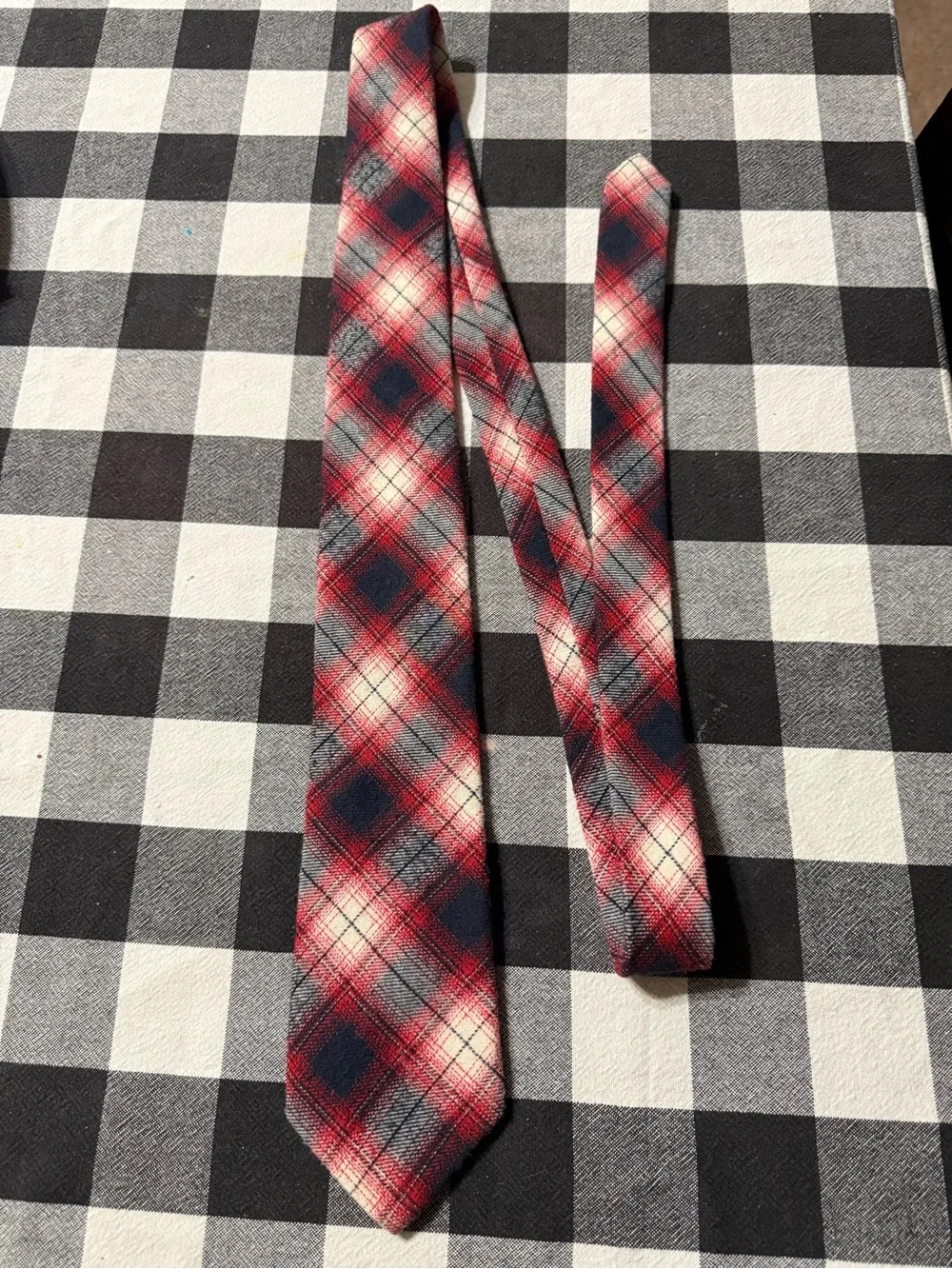Stafford Red and Navy Plaid Men's Tie